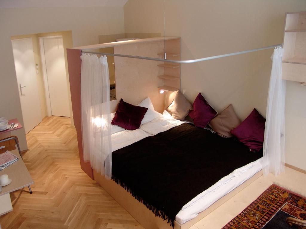Wanz'Inn Design Appartements Виена Стая снимка