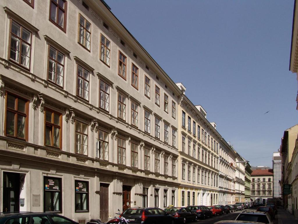 Wanz'Inn Design Appartements Виена Екстериор снимка