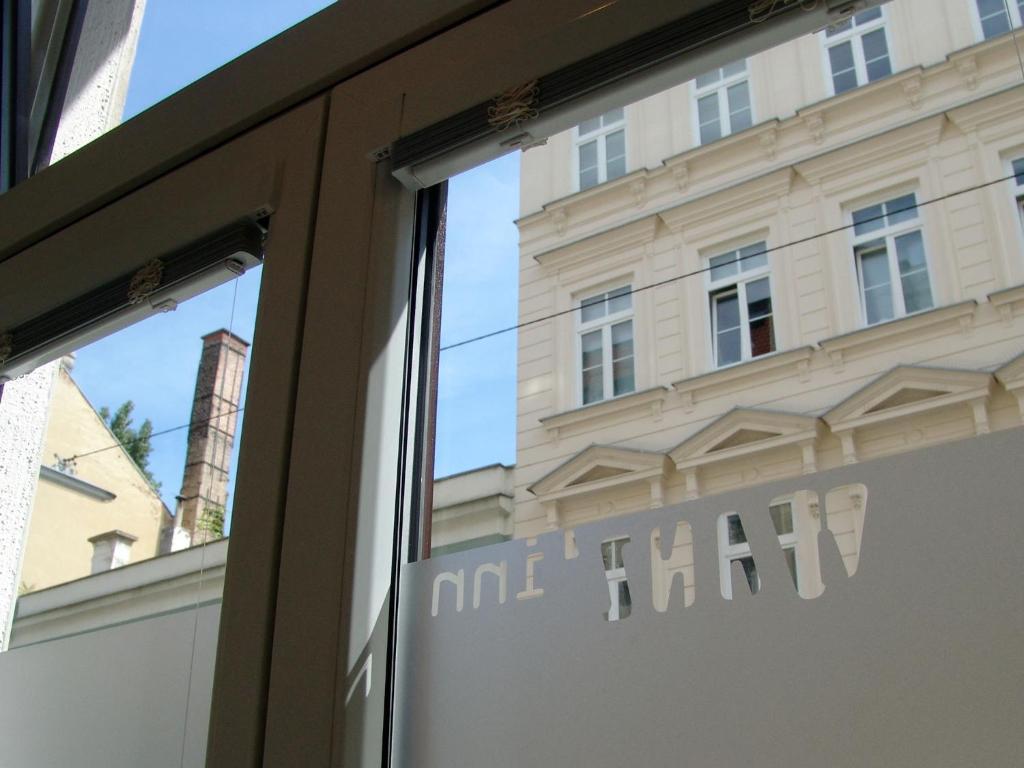 Wanz'Inn Design Appartements Виена Екстериор снимка