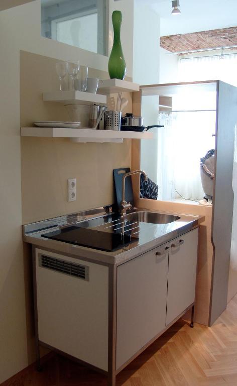 Wanz'Inn Design Appartements Виена Стая снимка